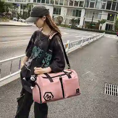 醇龙 多口袋 大容量 干湿分离 尼龙布 单肩斜挎旅行包 常规 男女同款情侣款 黑/卡其/粉/黄/红/青绿/蓝/军绿