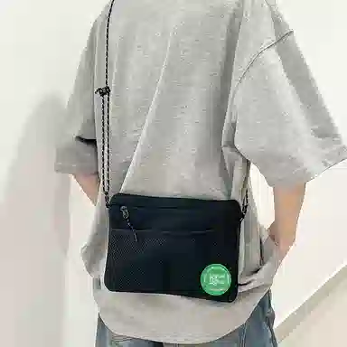 醇龙  尼龙男女通用日韩潮牌旅行多功能零钱手机轻薄收纳单肩斜挎包 多色