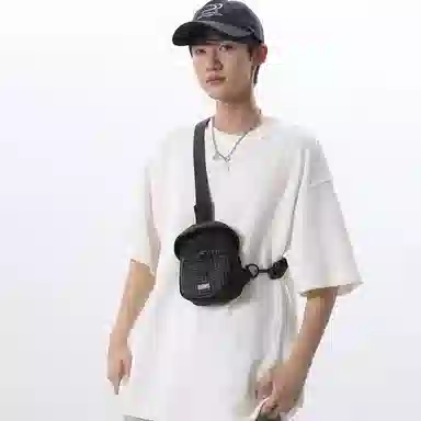 醇龙 休闲百搭个性轻便 尼龙 斜挎包 男女同款情侣款 多色