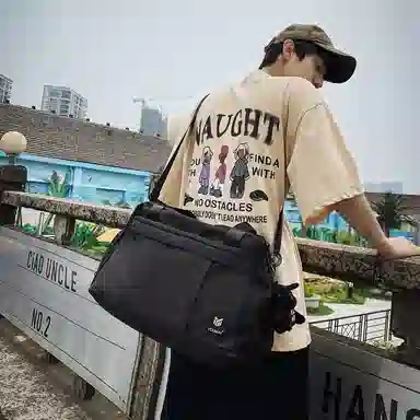 醇龙 中性风休闲简约短途旅游时尚百搭 尼龙 旅行包 常规 男女同款情侣款 黑/红/黄/卡其/青绿/军绿/粉