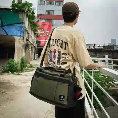 醇龙 中性风休闲简约短途旅游时尚百搭 尼龙 旅行包 常规 男女同款情侣款 黑/红/黄/卡其/青绿/军绿/粉