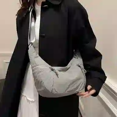 醇龙 简约休闲大容量百搭通勤轻便运动饺子学生百搭 尼龙 斜挎腋下单肩包 男女同款情侣款 多色