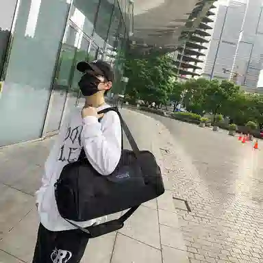 醇龙 大容量 干湿分离 尼龙 旅行包 男女同款情侣款 多色