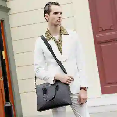 POLO PVC