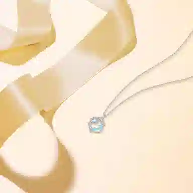 999