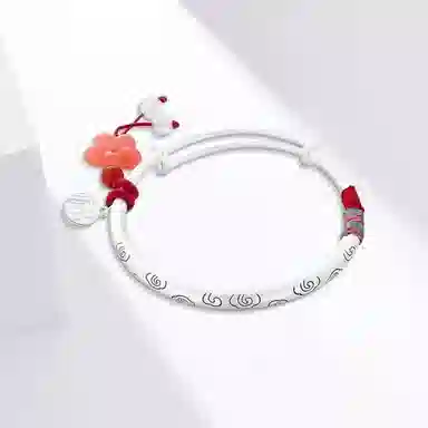 999