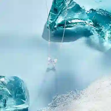 999