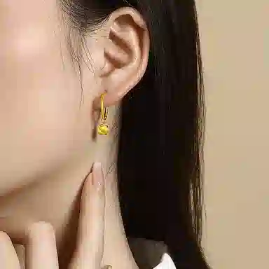 999