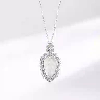 925