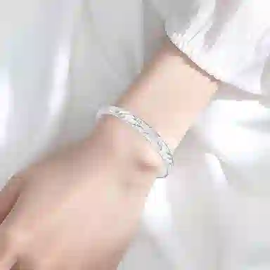 S999