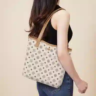 ST&SAT Tote Bag Coffee/Off-White