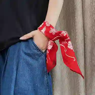 滚烫时光 红色花朵 棉 方巾领巾 男女同款情侣款