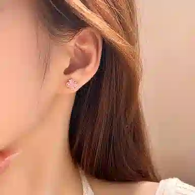 Ai De Promise Clover Stud Earrings
