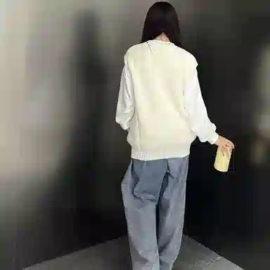 TEN MIRO V