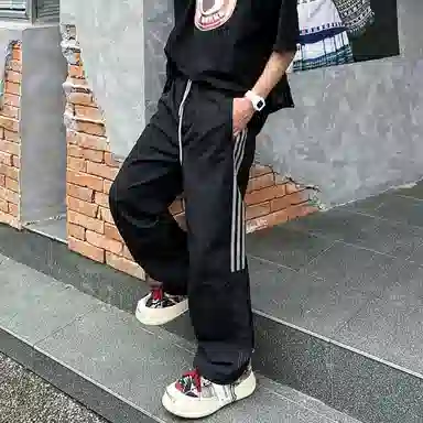 TEN MIRO