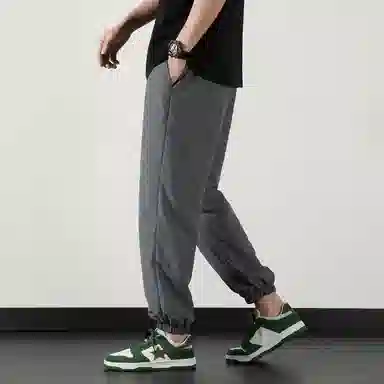 TEN MIRO
