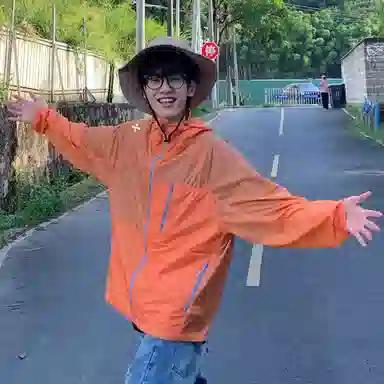 TEN MIRO