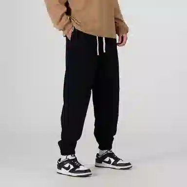 TEN MIRO