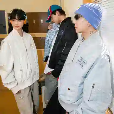 No Tears logocleanfit