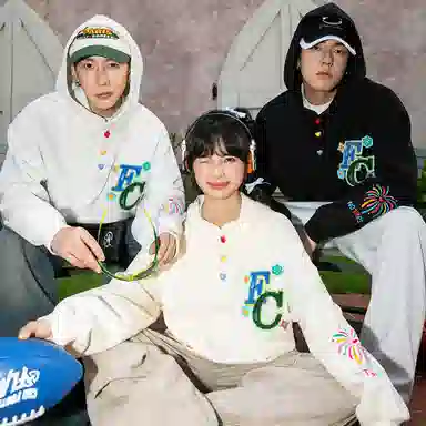 No Tears logovintage