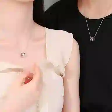 S925