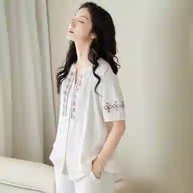 V