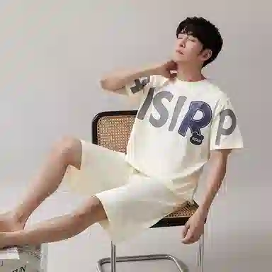 歌倩雅 字母印花圆领套头短袖睡衣套装 男款 杏色