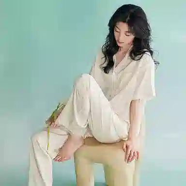 歌倩雅 纯色翻领短袖松紧腰长裤时尚高级感睡衣套装 女款 杏色