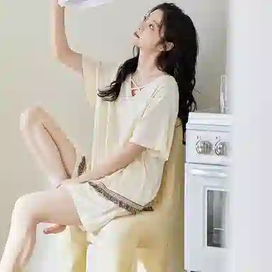 歌倩雅 薄款短袖短裤时尚可外穿睡衣套装 女款 米白色