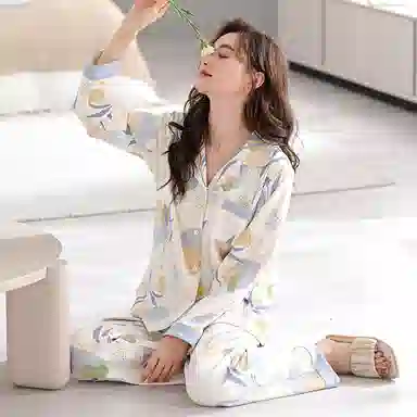歌倩雅 开衫休闲翻领长袖长裤家居服睡衣套装 女款 图色
