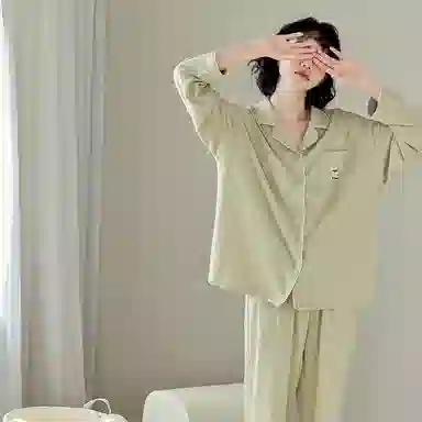 歌倩雅 长袖简约休闲高级感翻领睡衣套装 女款 绿色