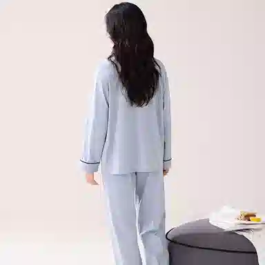 歌倩雅 带胸垫防凸点舒适家居服睡衣礼盒 女款 浅蓝色