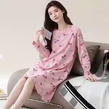 歌倩雅 食物图案满印圆领亲肤透气长袖睡裙 女款 粉色