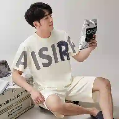 歌倩雅 字母印花圆领套头短袖睡衣套装 男款 杏色