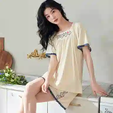 歌倩雅 凉感舒适短袖亲肤休闲三分裤睡衣套装 女款 米白色