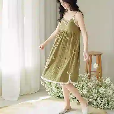 歌倩雅 薄款性感纯欲风长款吊带睡裙 女款 绿色