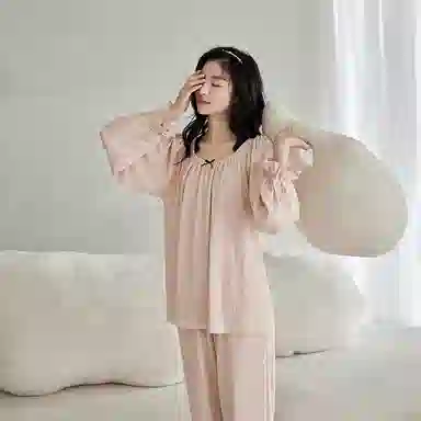 歌倩雅 纯色圆领设计气质时尚长袖上衣长裤睡衣套装 女款 粉红色