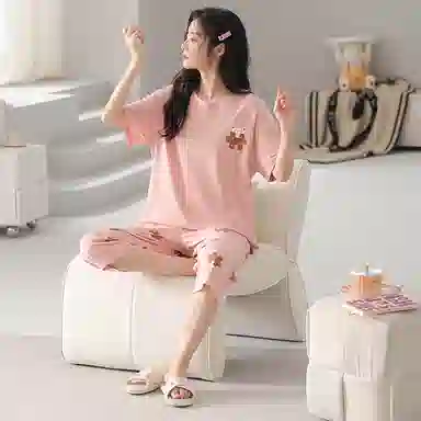 歌倩雅 卡通版休闲舒适亲肤短袖七分裤睡衣套装 女款 豆沙色