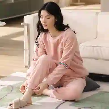 歌倩雅 保暖细密柔顺长袖长裤睡衣套装 女款 图片色