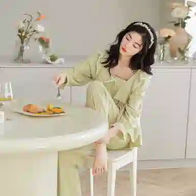 歌倩雅 纯色休闲翻领长袖上衣松紧腰长裤睡衣套装 女款 浅绿