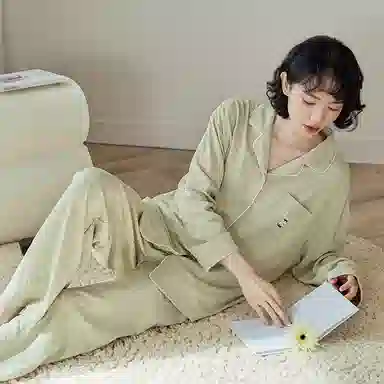 歌倩雅 长袖简约休闲高级感翻领睡衣套装 女款 绿色