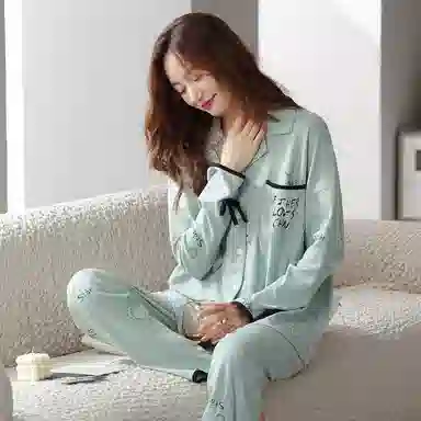 歌倩雅 简约亲肤舒适开衫小翻领长袖休闲可外穿长裤睡衣套装 女款 图片色