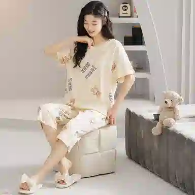 歌倩雅 卡通印花圆领短袖七分裤睡衣套装 女款 杏色