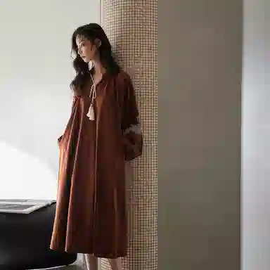 歌倩雅 时尚高级感休闲简约长袖睡衣礼睡裙 女款 图色