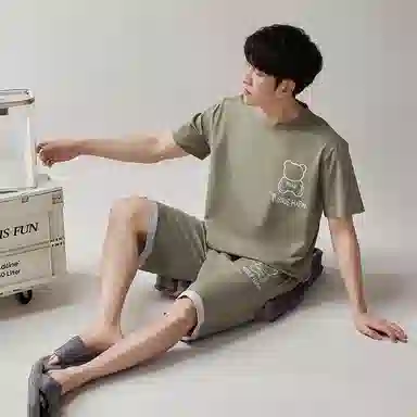 歌倩雅 圆领舒适短袖上衣柔软亲肤短裤睡衣套装 男款 灰绿