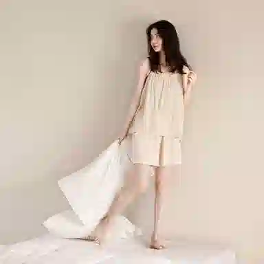 歌倩雅 纯色薄款无袖吊带松紧腰短裤睡衣套装 女款 米色