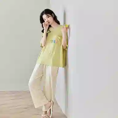 歌倩雅 薄款时尚简约圆领短袖松紧腰长裤睡衣套装 女款 淡黄