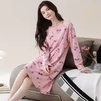 歌倩雅 食物图案满印圆领亲肤透气长袖睡裙 女款 粉色