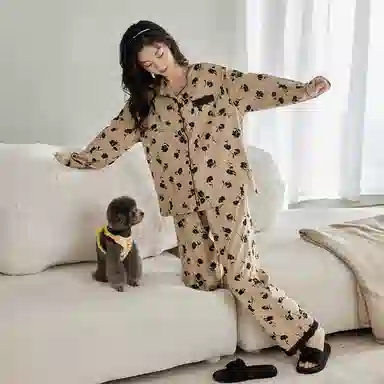 歌倩雅 简约可外穿长袖上衣松紧腰直筒长裤睡衣套装 女款 浅咖