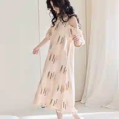 歌倩雅 凉感型舒适可外穿露肩袖睡裙 女款 浅粉